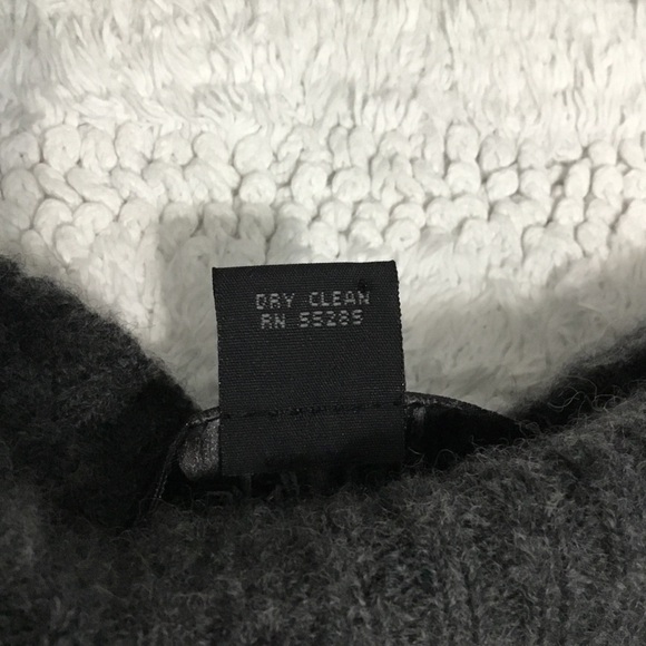 EXPRESS Preppy Lambswool Ribbed Sweater size L - Picture 2 of 8